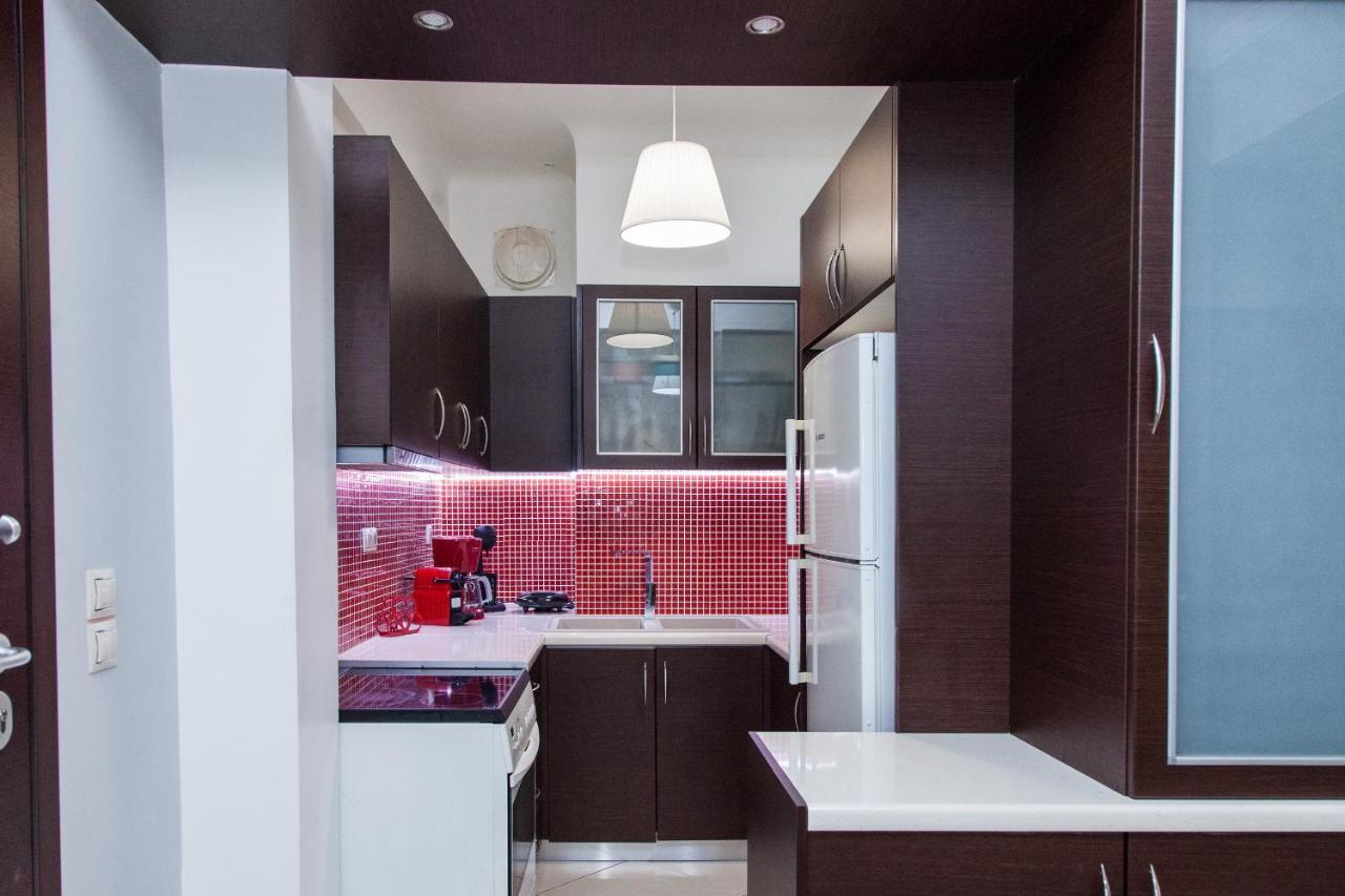 Beautiful New Decorated Apt In Athens Atenas Exterior foto