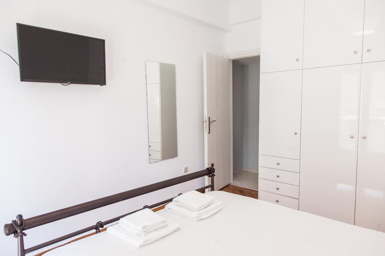 Beautiful New Decorated Apt In Athens Atenas Exterior foto